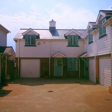 Bo'S Holiday Cottage Torneo de Torneo de Eastbourne Exterior foto