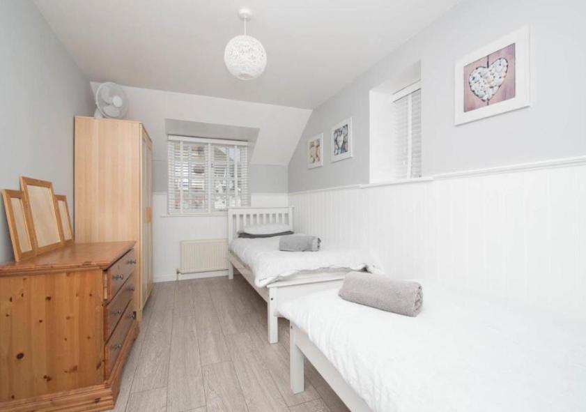 Bo'S Holiday Cottage Torneo de Torneo de Eastbourne Exterior foto